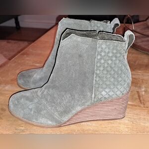 Toms Green Ankle Booties with Wedge Heel